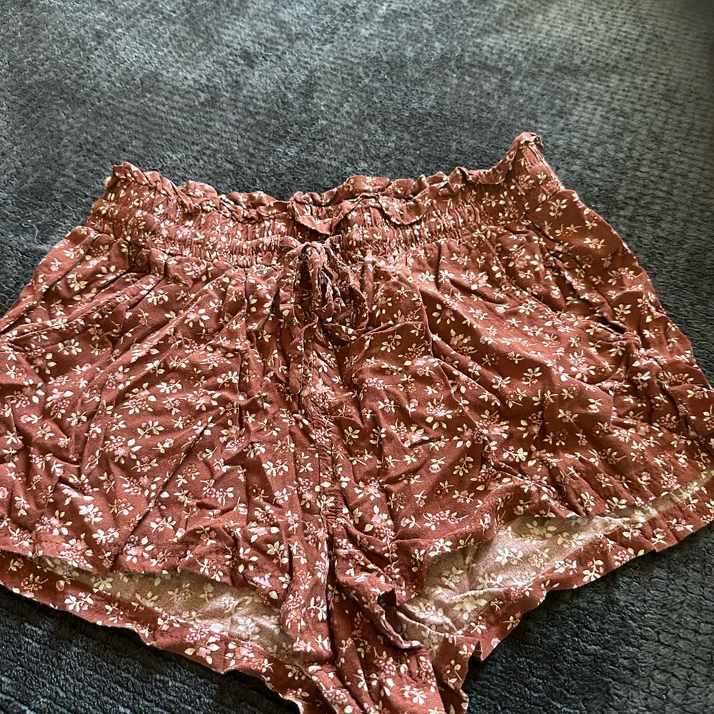 Aeropostale Floral High Waist Shorts - Brown